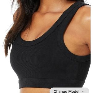 ALO Yoga Wellness Bra excellent condition!!!